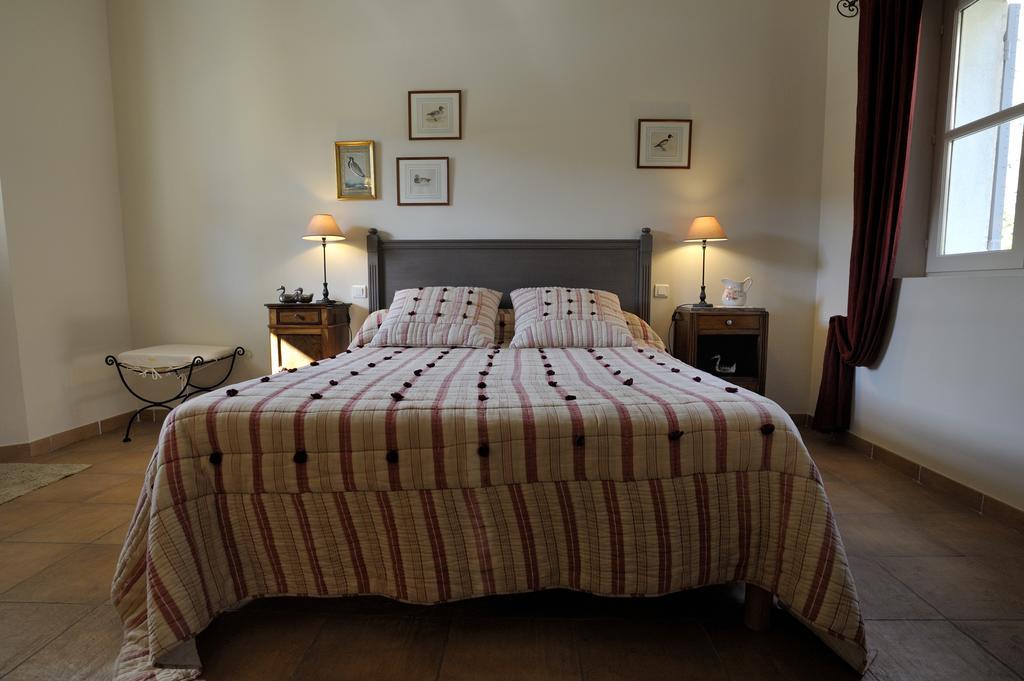 Mas De Lure Bed & Breakfast Salon-de-Provence Bagian luar foto
